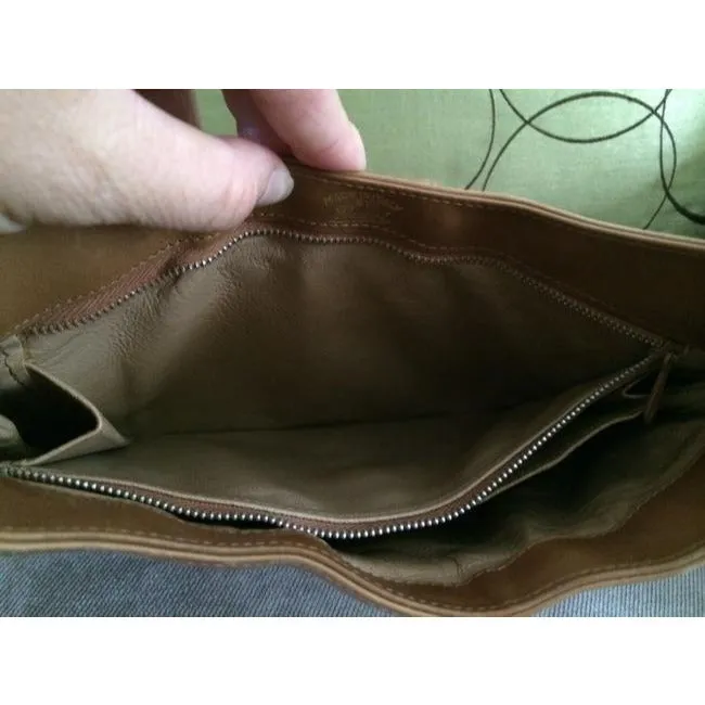 Gucci Camel Leather Vintage Gold GG Accent Bag