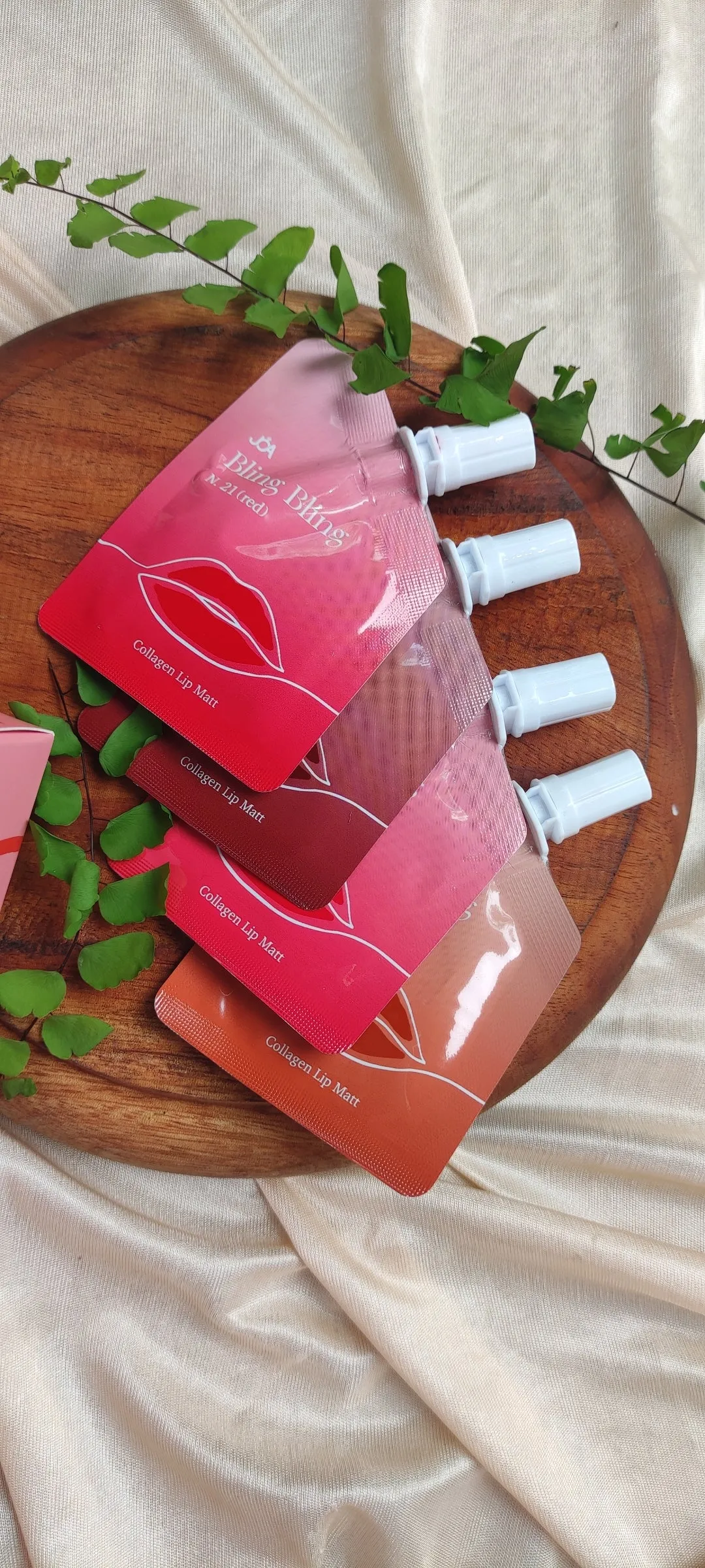 JOA Bling Bling Collagen Lip tint 4Colors(Red, pink red, brown red, & Orange)